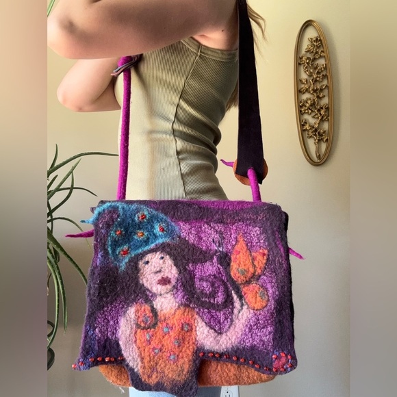 Handcrafted Artistic Felted Wool Bag - Picture 2 of 7